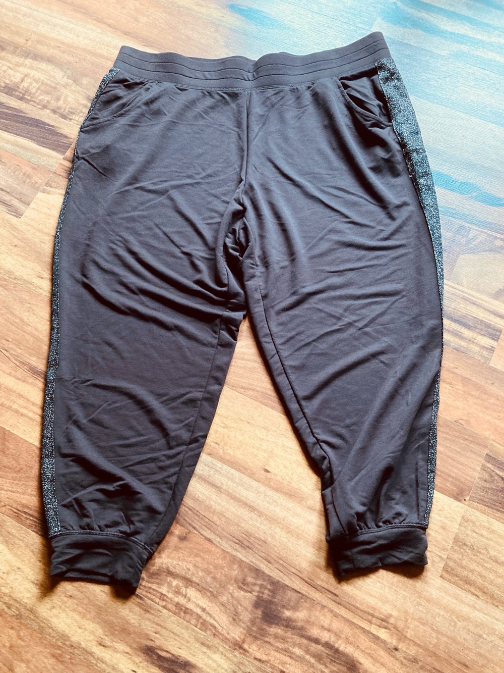 Quacker Factory Size 1X Petite brown pull on soft jogger pants